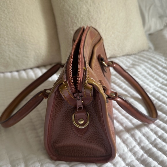 Dooney and Bourke vintage Brown Leather Handbag - Picture 2 of 4